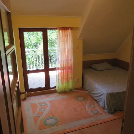 *la Bamba* Sun-splashed Loft /w Huge Terrace Apartment