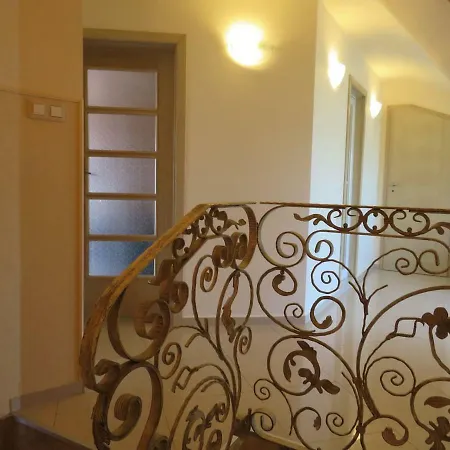 *la Bamba* Sun-splashed Loft /w Huge Terrace *